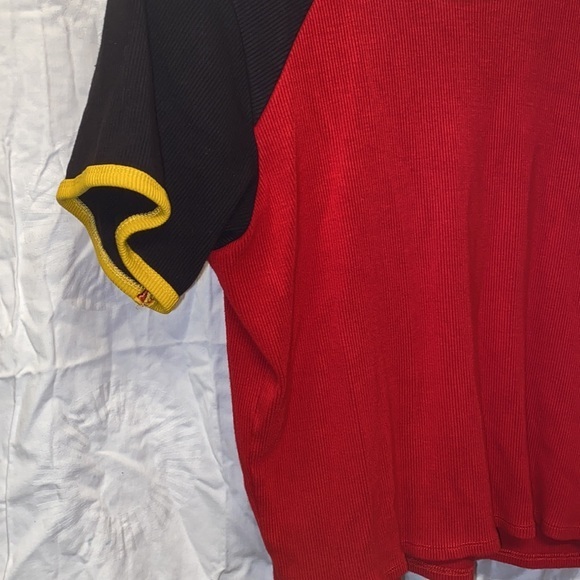 Ladies Jr size XL Harlow sweet sweater red yellow great condition style yourself - Picture 3 of 6